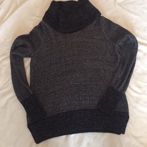 Old Navy Sweater Size Medium